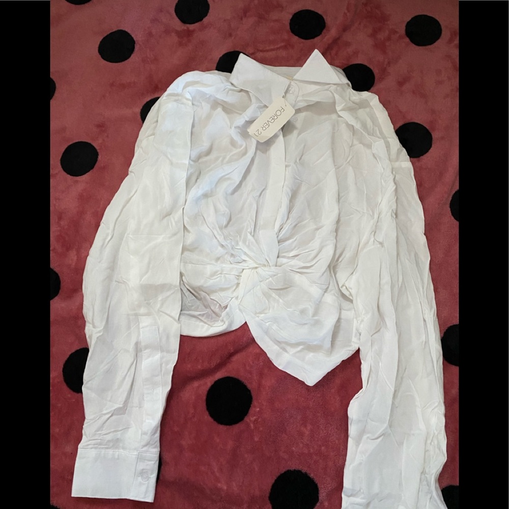 Large White Collar crop top